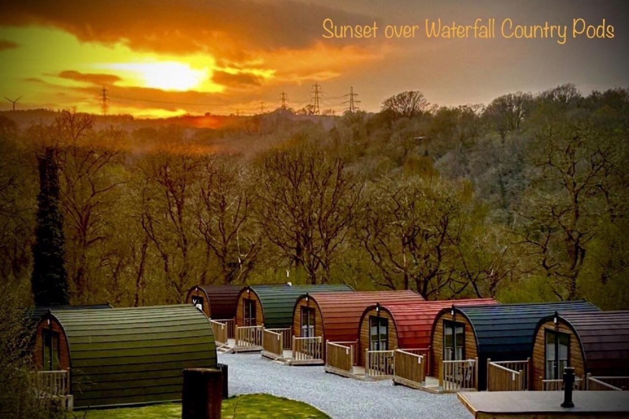 Earth Pod 2 Pet Friendly Villa Neath Exterior photo